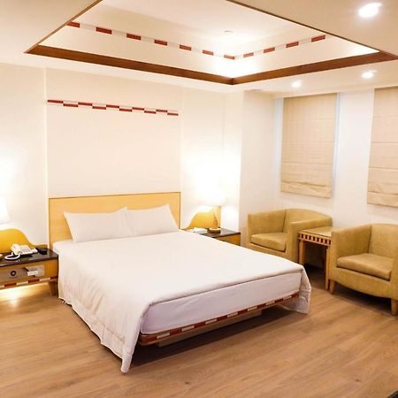 טאיצ'ונג Kao Yuan Hotel - Zhong Zheng מראה חיצוני תמונה