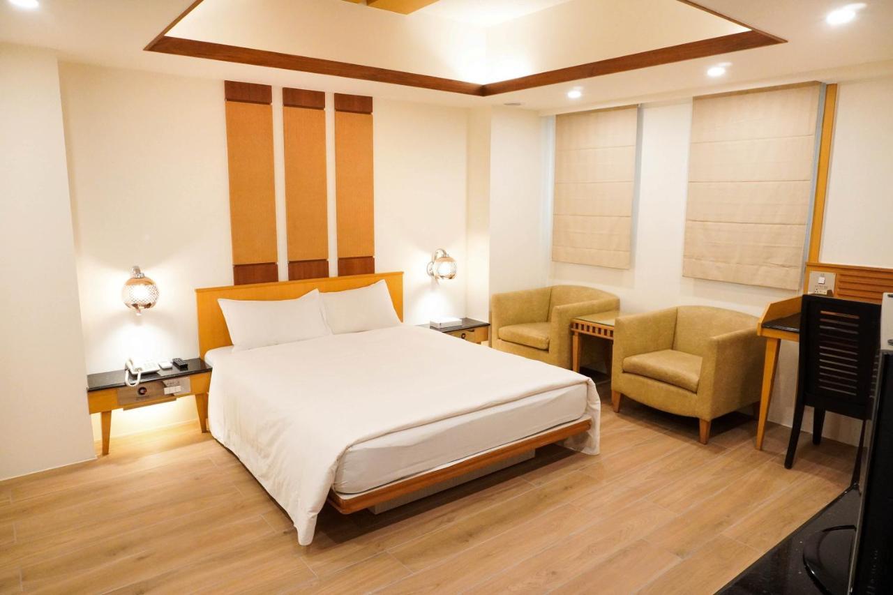 טאיצ'ונג Kao Yuan Hotel - Zhong Zheng מראה חיצוני תמונה