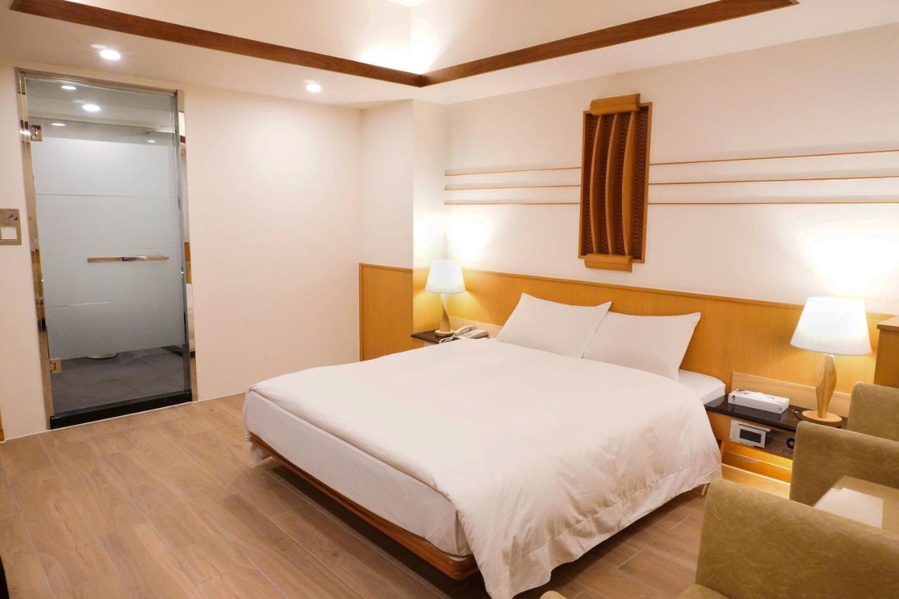 טאיצ'ונג Kao Yuan Hotel - Zhong Zheng מראה חיצוני תמונה